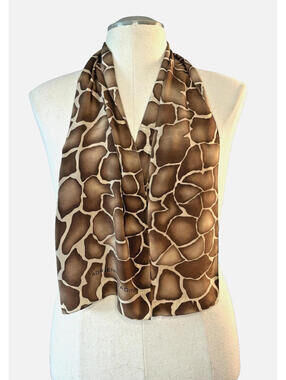 Vtg 1980's Adrienne Vittadini Silk Hand Rolled Scarf Giraffe Print 11"x50" EUC
